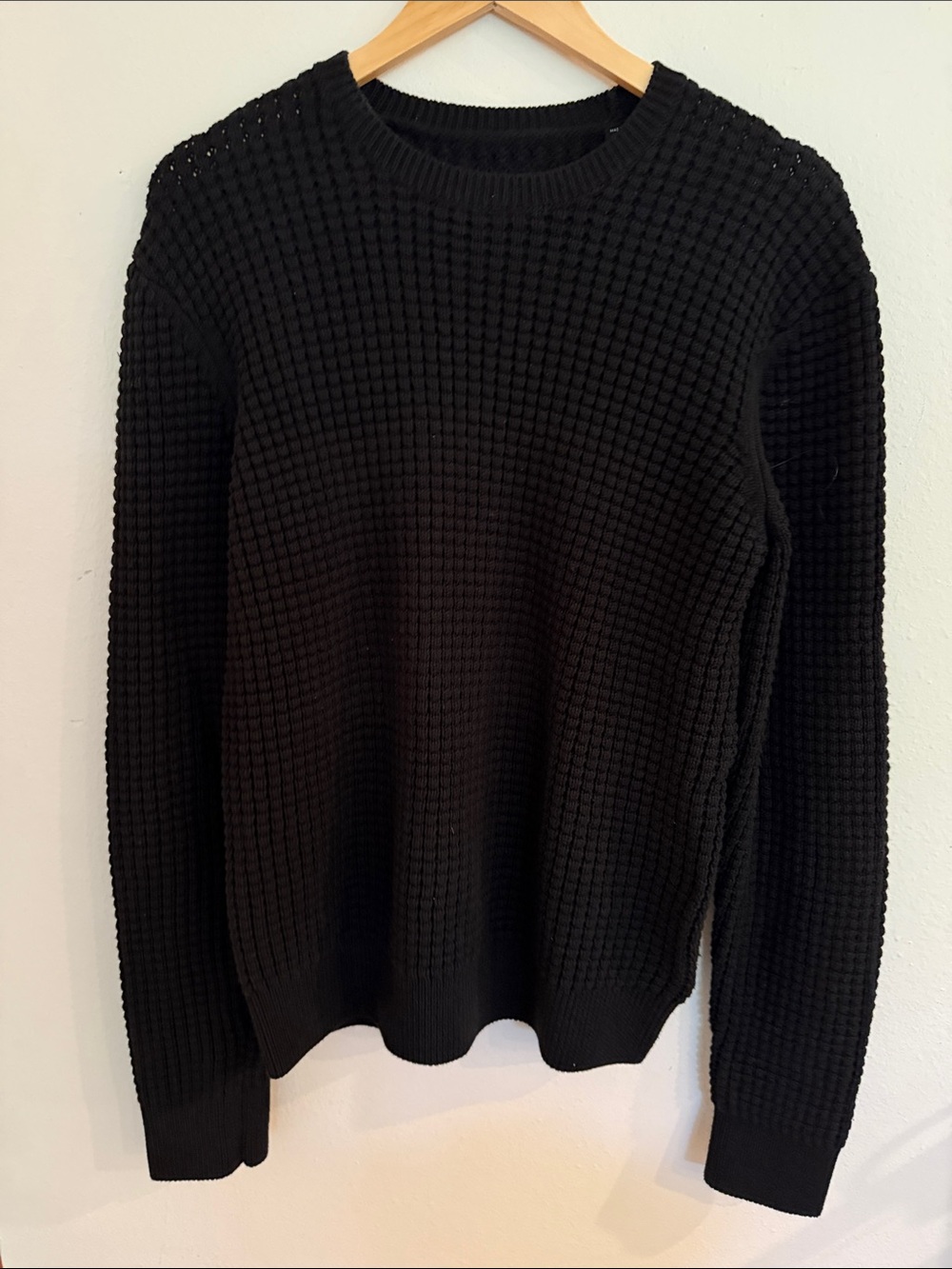 All Saints sz M Men's Black Waffle Knit Sweater great pre owned condition